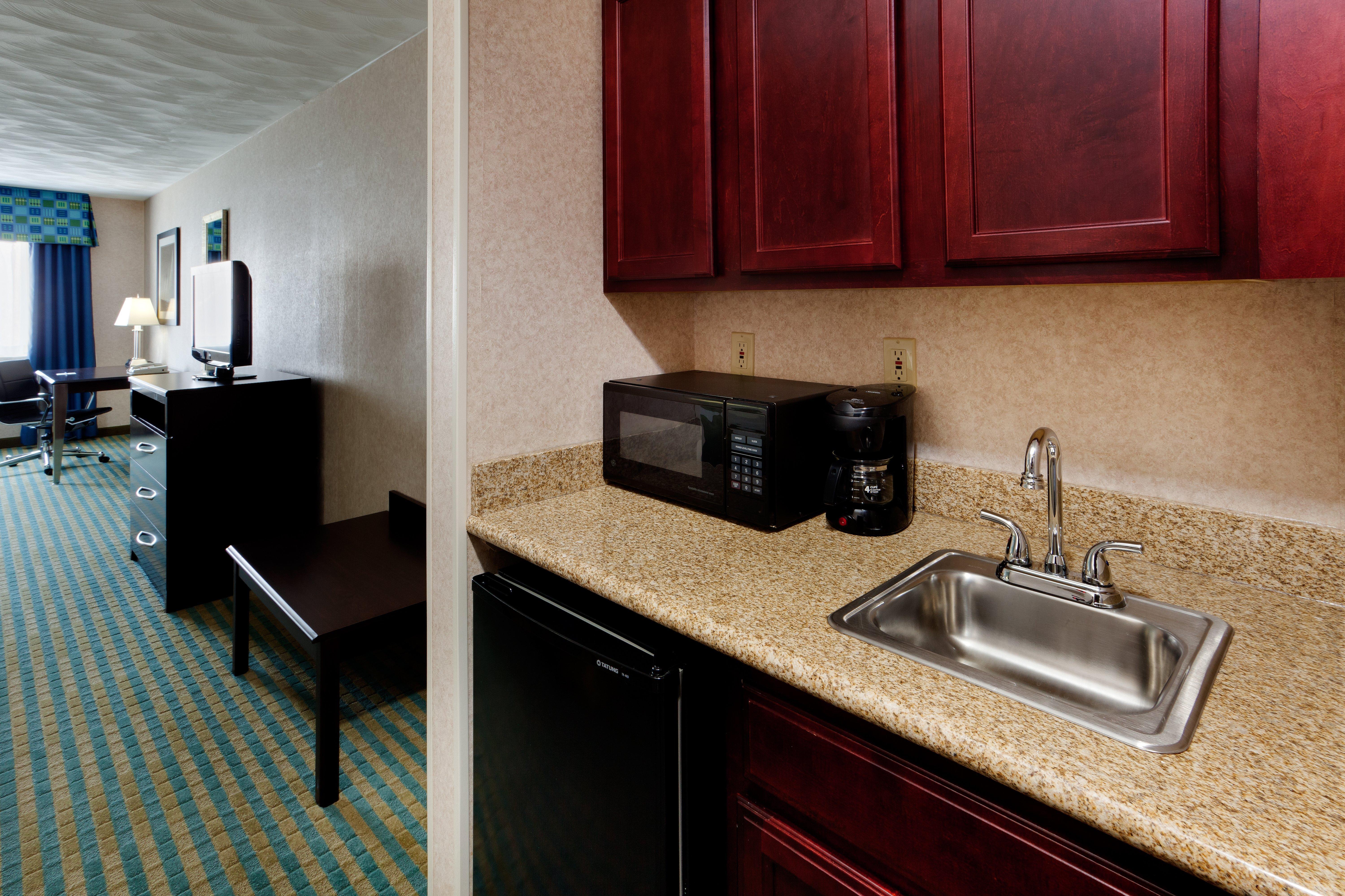 Holiday Inn Express & Suites Smithfield - Providence, An Ihg Hotel Habitación foto
